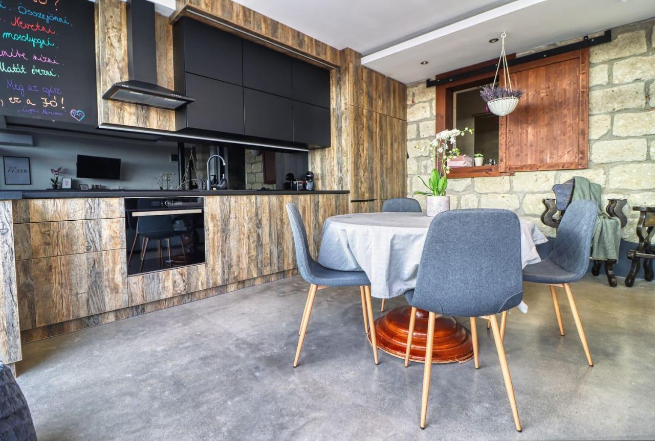 Hab Home Apartman Eger Eksteriør bilde